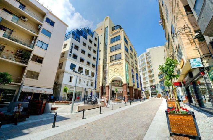 Spacious, Top Location Sliema Apartment ภายนอก รูปภาพ