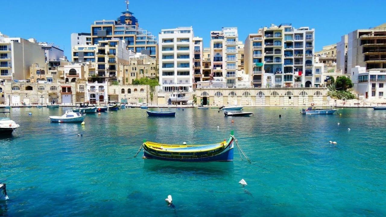 Spacious, Top Location Sliema Apartment ภายนอก รูปภาพ